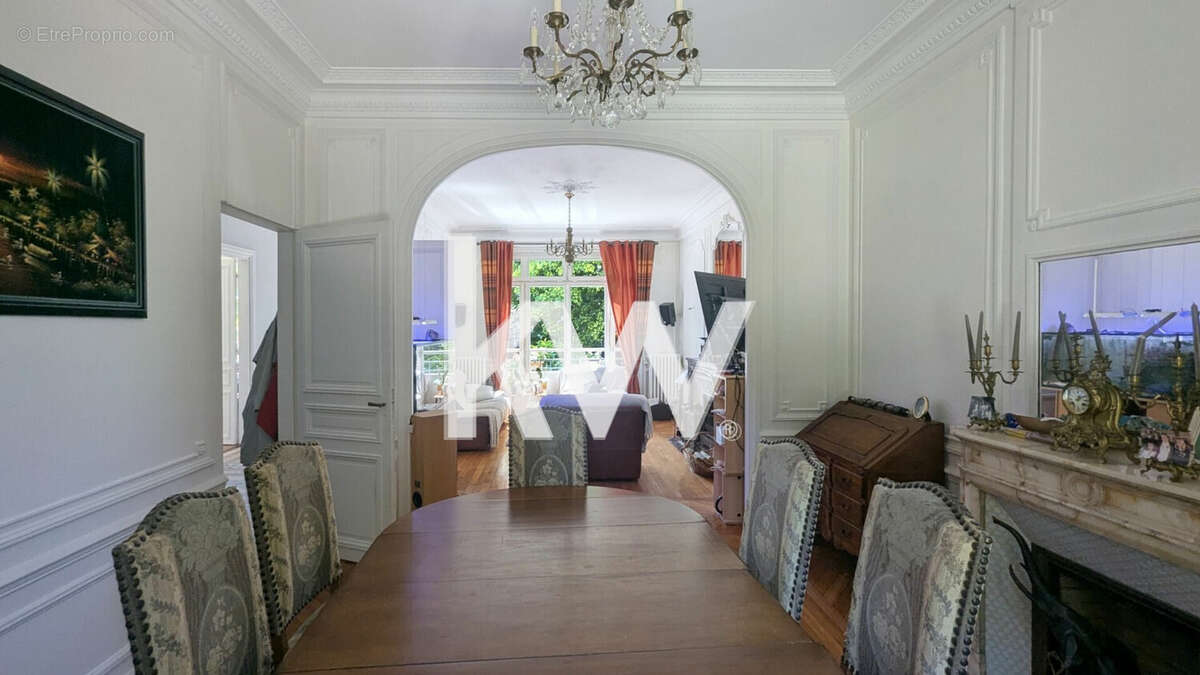 Maison 257 m² à Deuil-La-Barre  - photo 7
