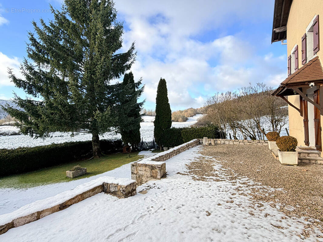 Maison à HAUTEVILLE-LOMPNES