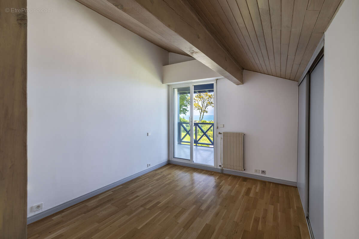 Appartement à CIBOURE