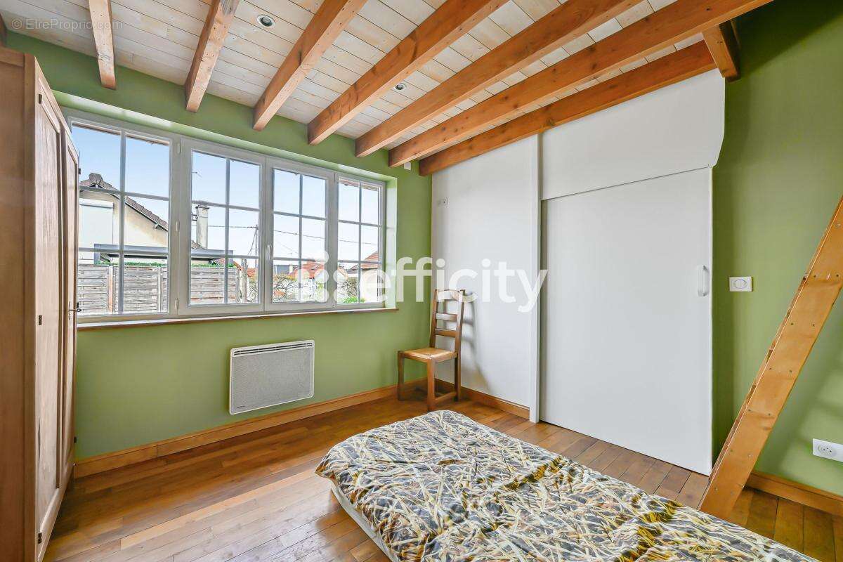 Maison à AULNAY-SOUS-BOIS