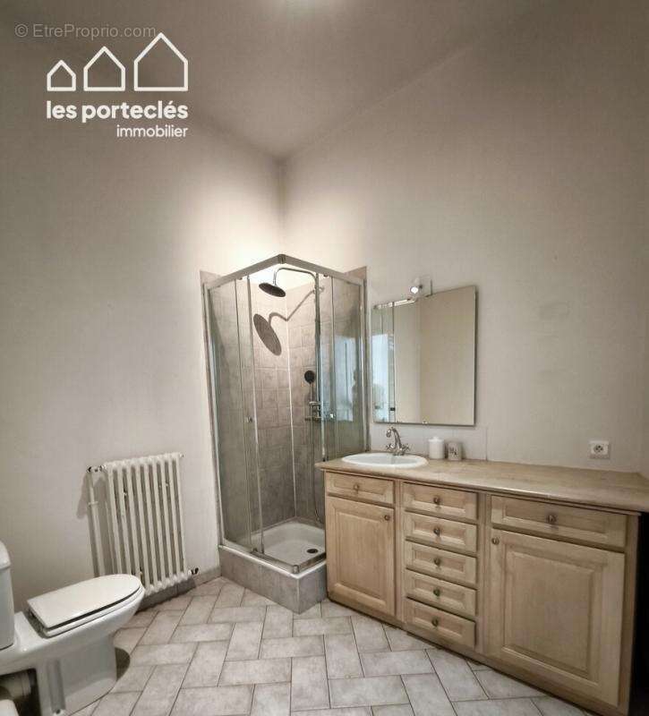 Demeure ancienne rénovée  11 pièces - 7 chambres - photo 16