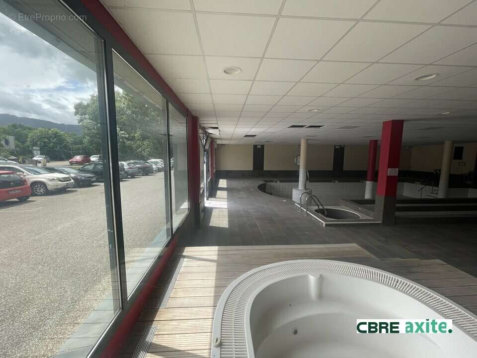 Autre à CHALLES-LES-EAUX