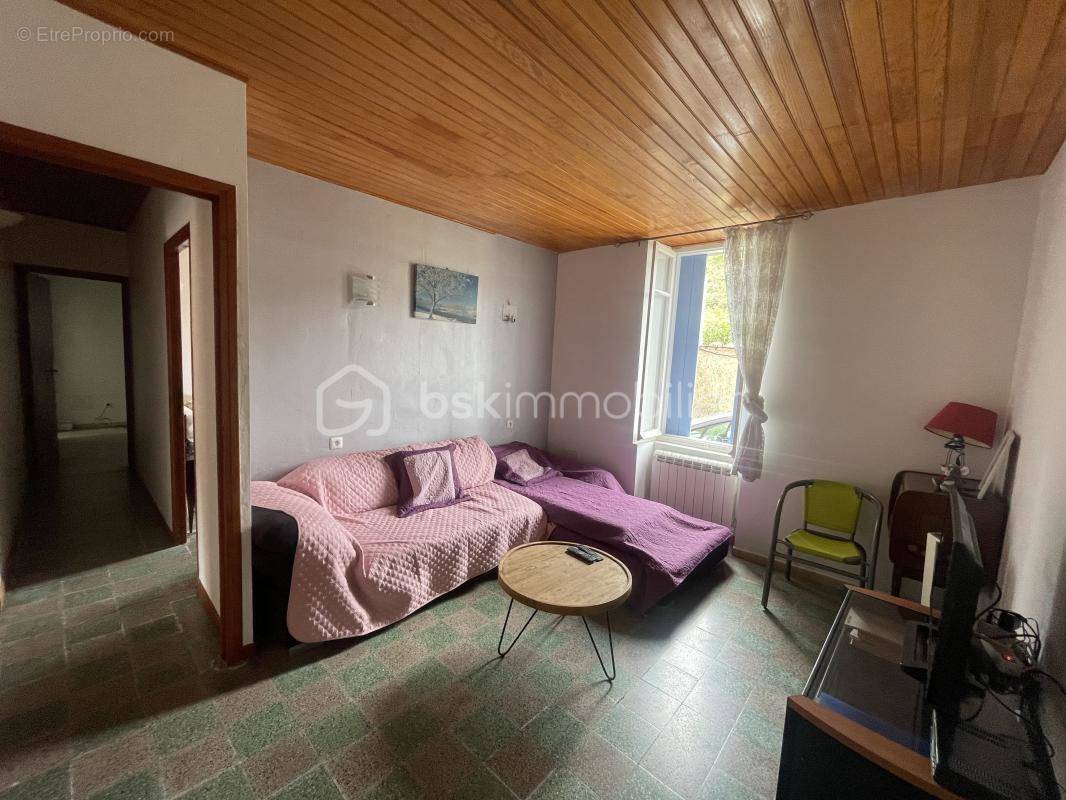 Appartement à ROSIS