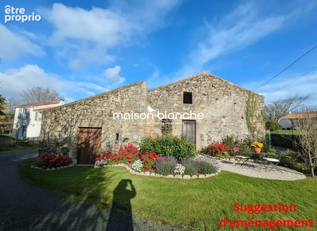 Maison à NESMY