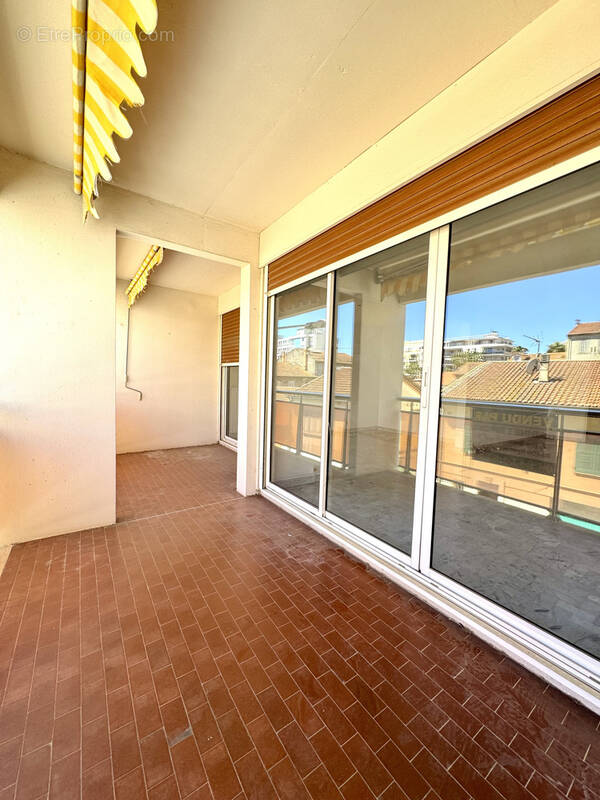 Appartement à HYERES