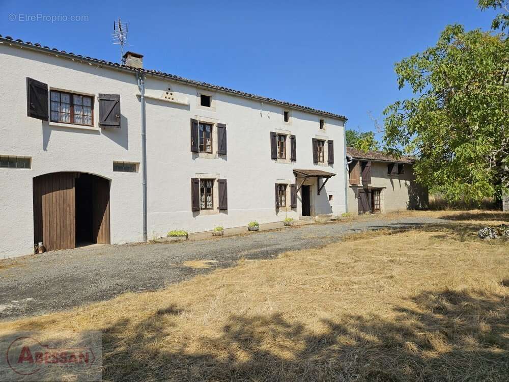 Maison à CORDES-SUR-CIEL