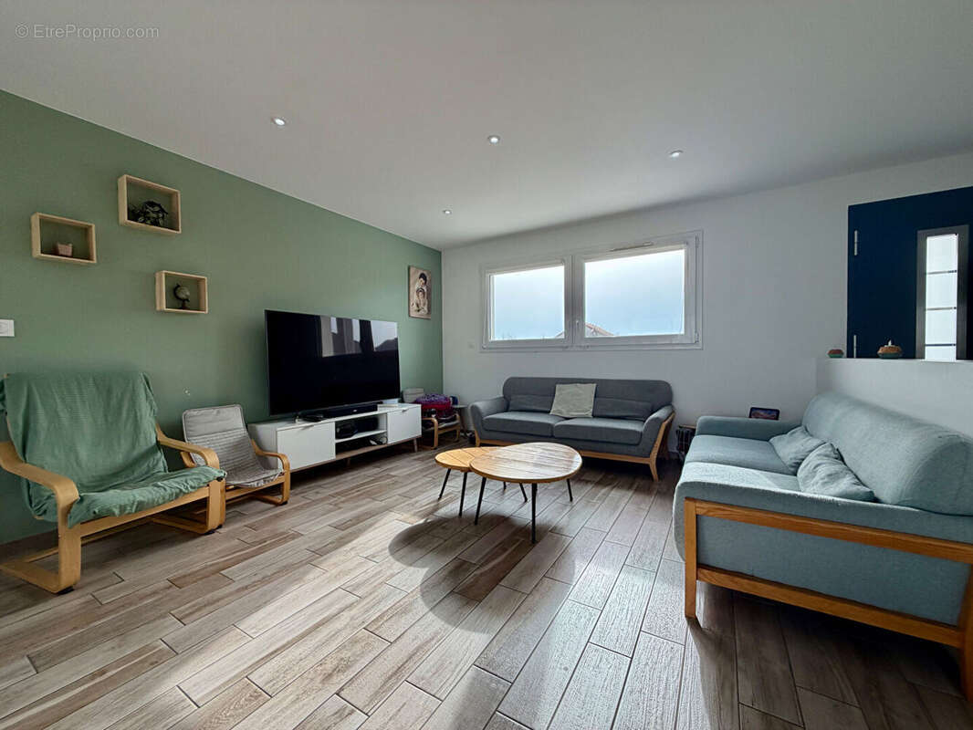 Maison à BERG-SUR-MOSELLE