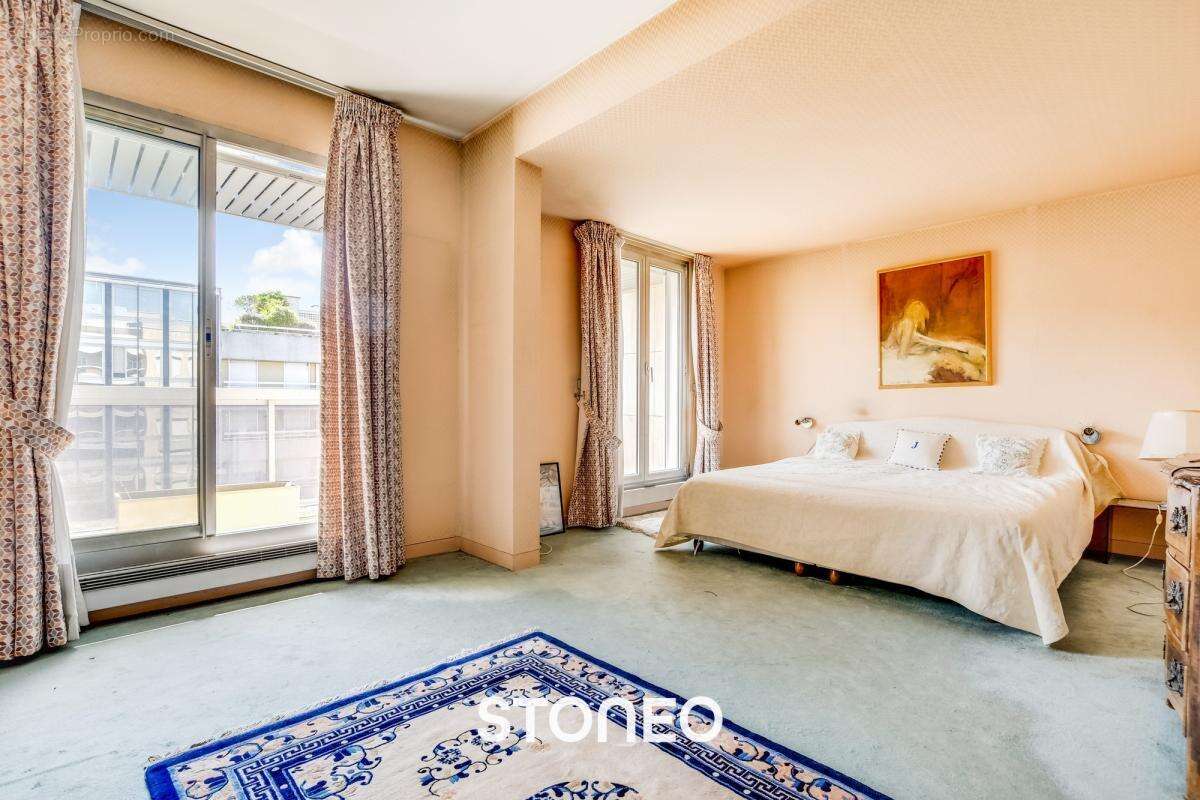 Appartement à BOULOGNE-BILLANCOURT