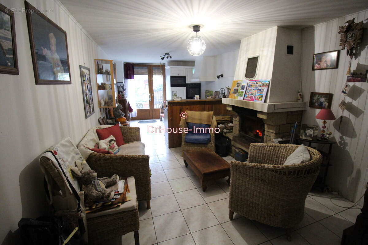 Maison à SAINT-AMOUR