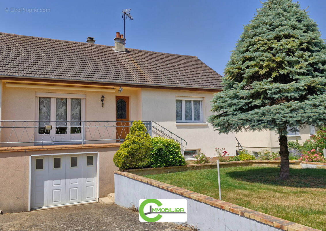 Maison à AUTHON-DU-PERCHE
