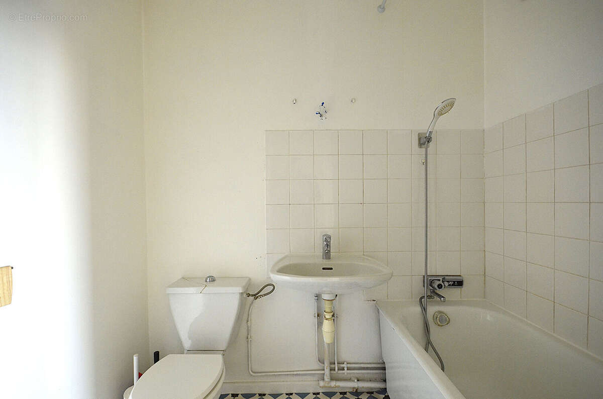 Appartement Villeurbanne 2 pièce(s) 40 m2 Laurent bonnevay - photo 11