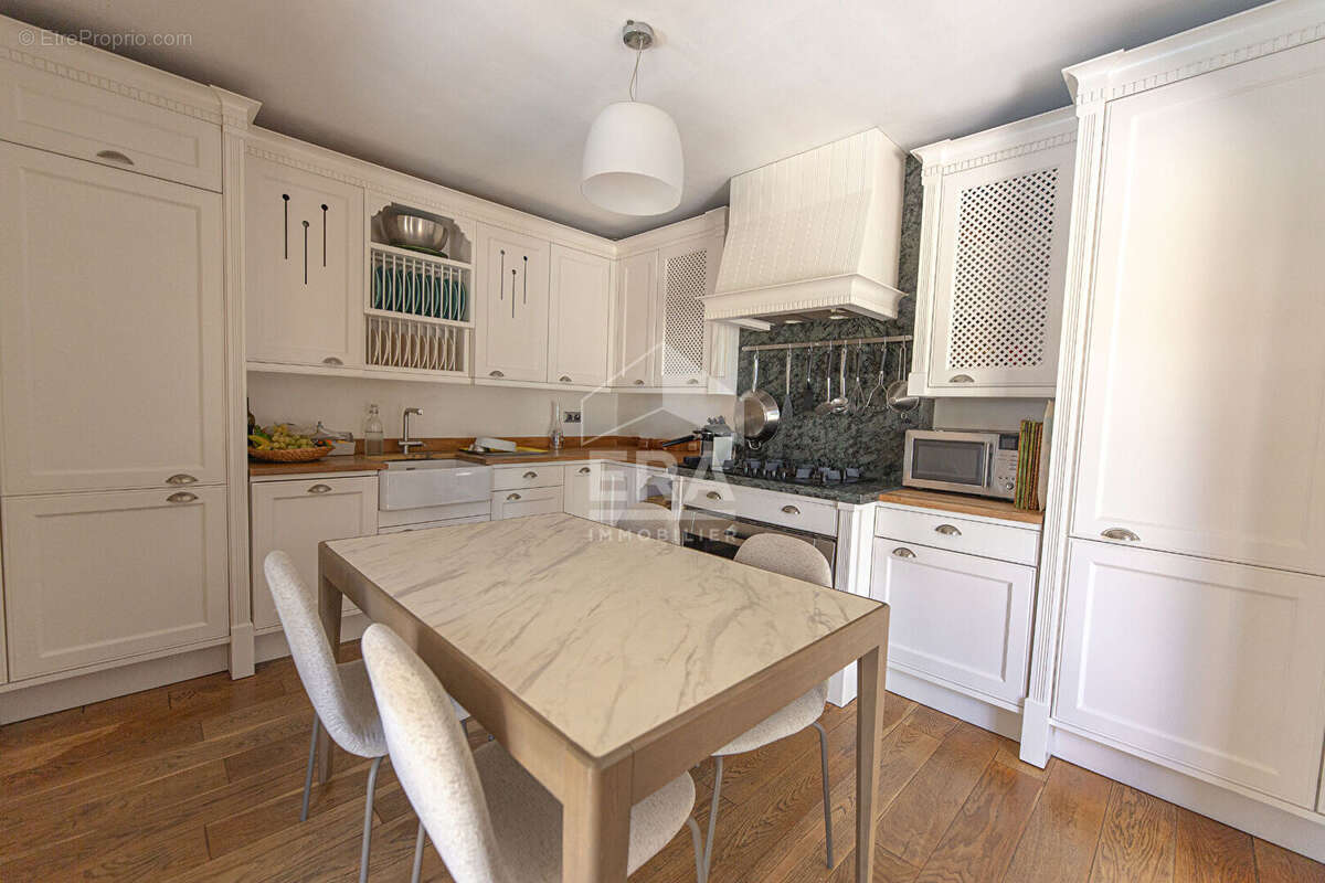 Maison à MANDELIEU-LA-NAPOULE