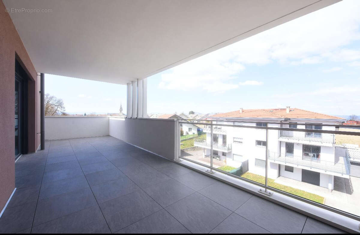 Appartement à QUINTAL