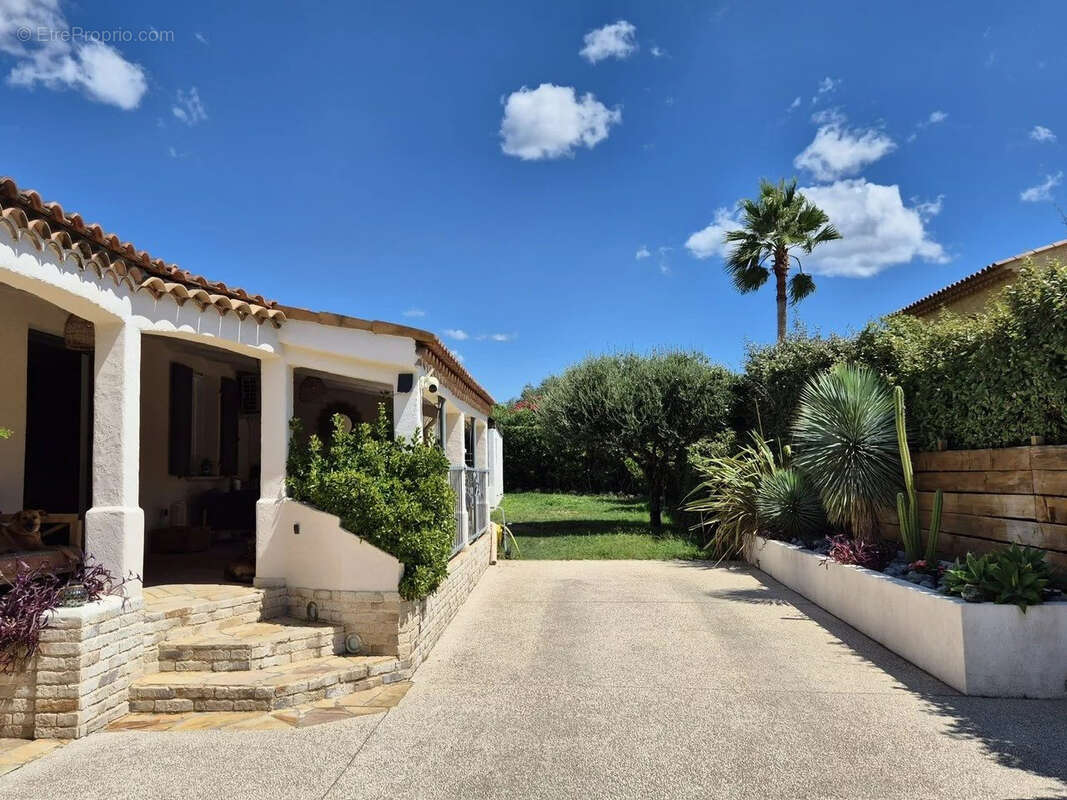 Villa individuelle 4 chambres cogolin secteur calme et recherché - photo 4