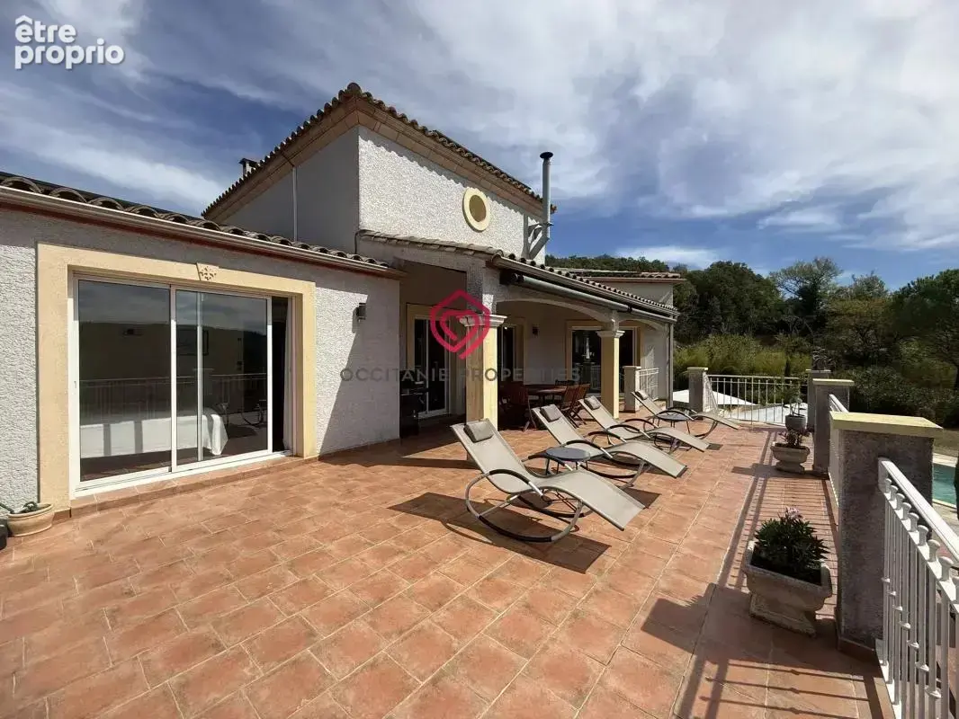 Magnifique maison avec un beau terrain, piscine et garage - photo 36