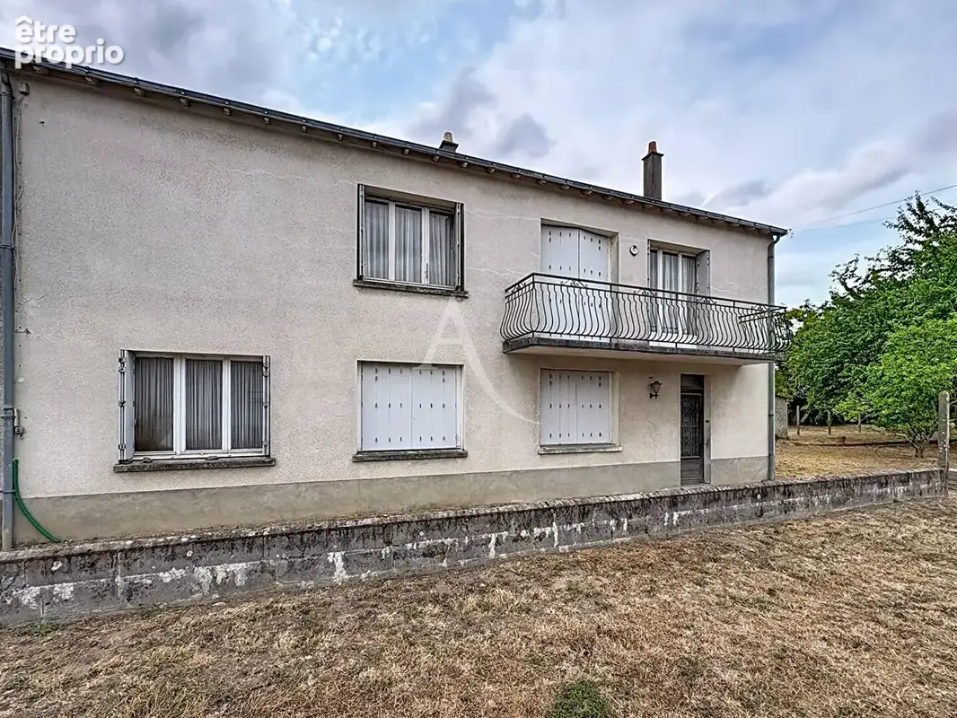 Maison à DISTRE