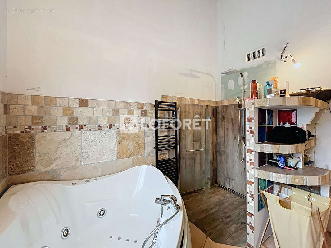 Maison à BOUJAN-SUR-LIBRON