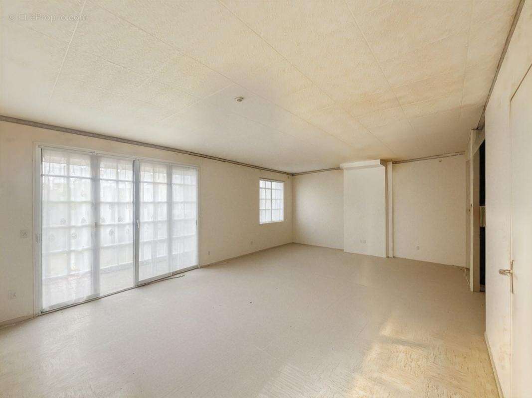 Maison à MENESTREAU-EN-VILLETTE