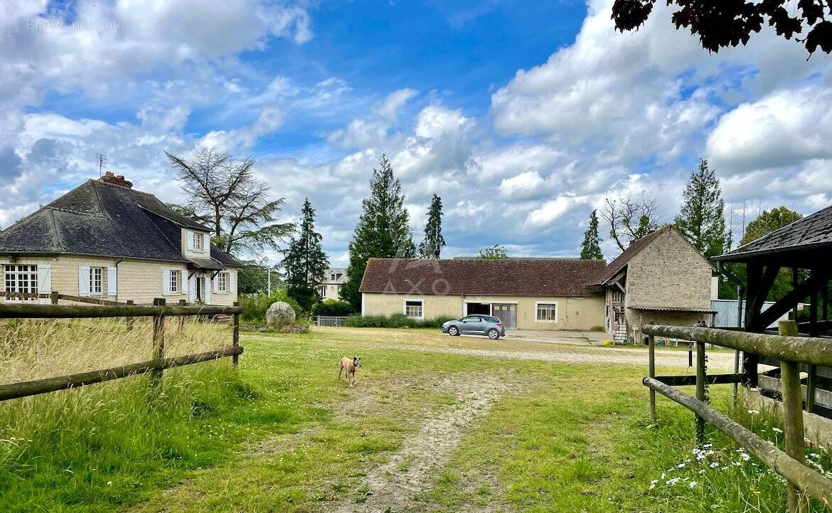 Maison à LE PIN-AU-HARAS