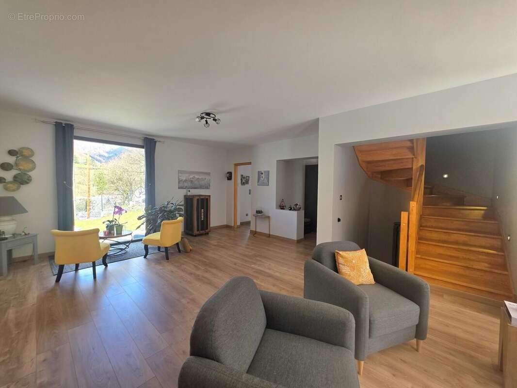 Maison 350 m² à Boutx  - photo 3