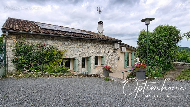 Maison à DONDAS