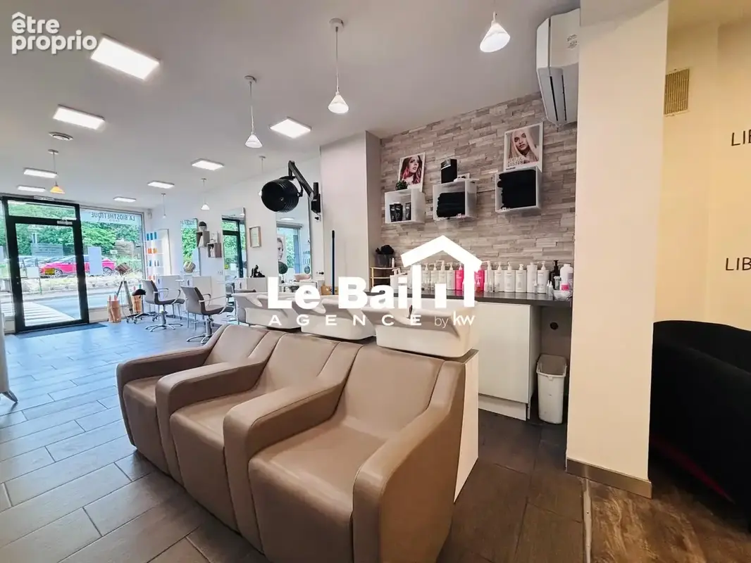 Commerce 98 m² à vendre à Eragny (95610) - photo 3