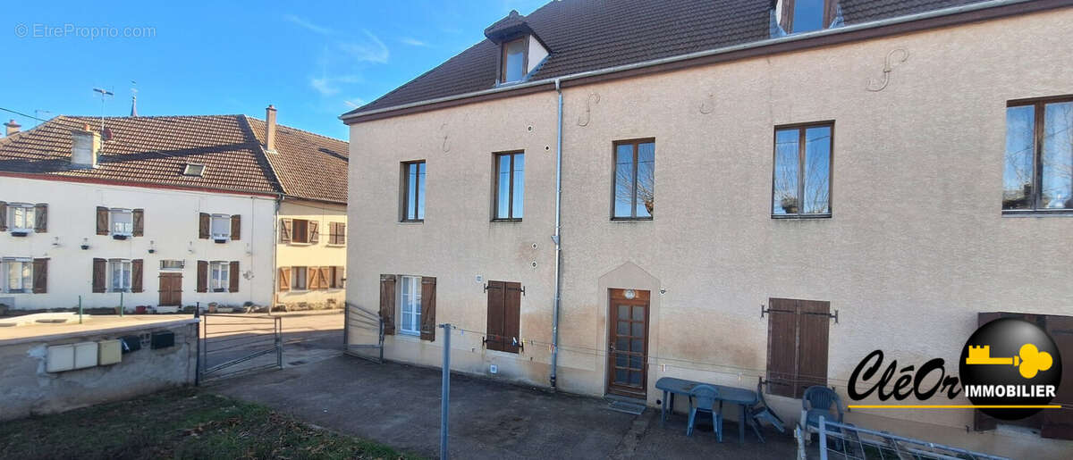 Appartement à LOSNE