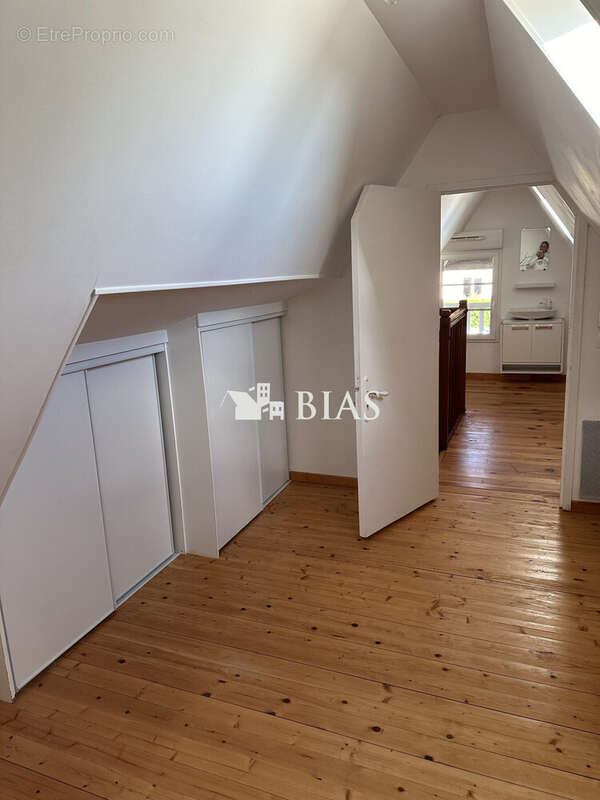 Appartement 121 m² à Bourg-Achard  - photo 4