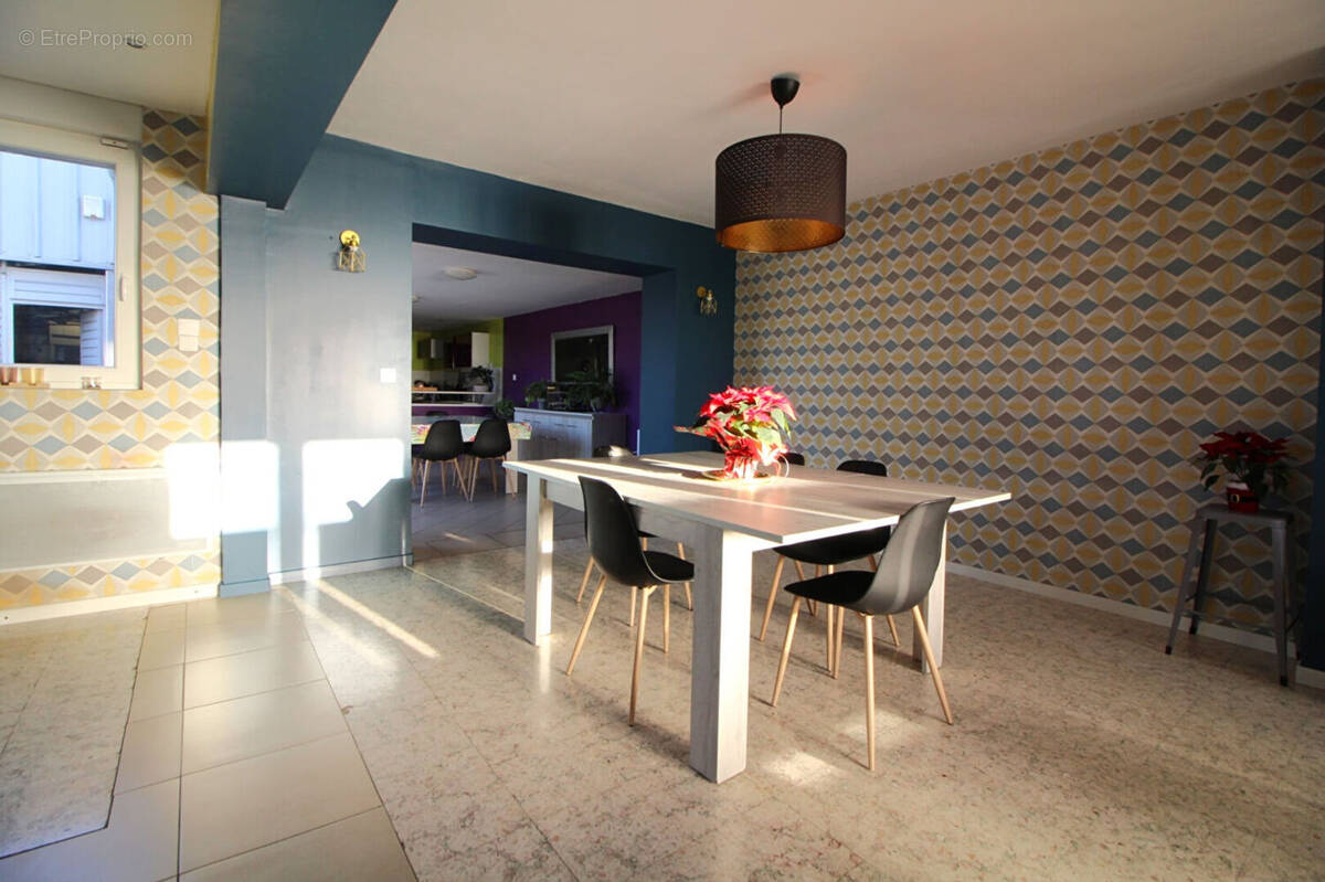 Maison à AVESNES-LE-SEC