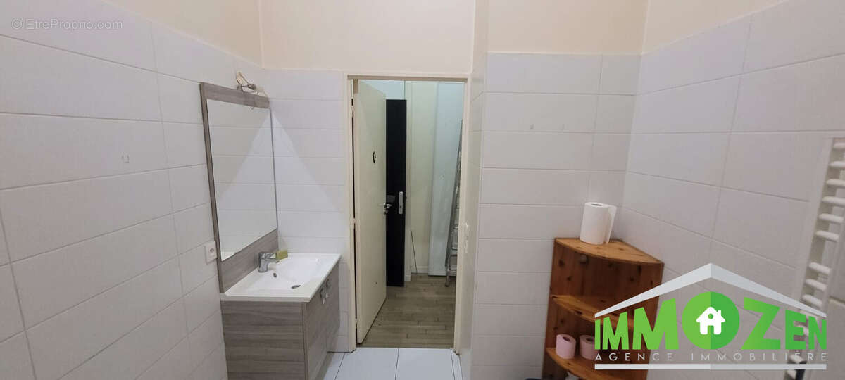 Appartement à AUBERVILLIERS