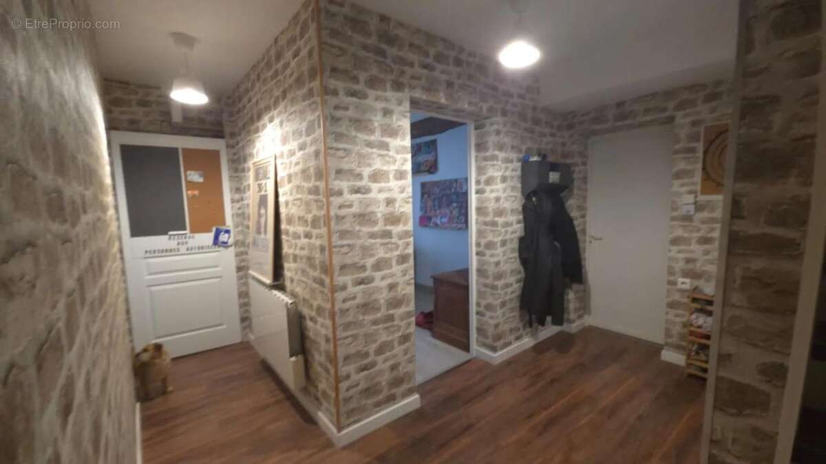 Appartement à SAINT-SYMPHORIEN-D'ANCELLES