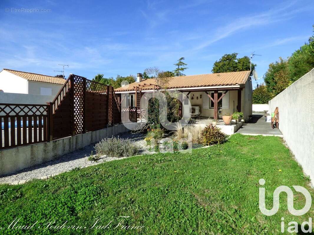 Photo 3 - Maison à BOURGNEUF