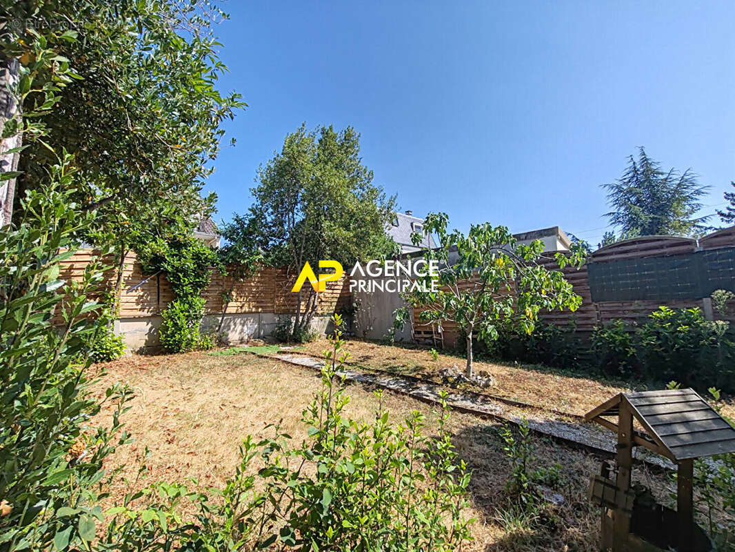 Secteur des Coteaux - Maison 5 pièces 110m² - photo 13