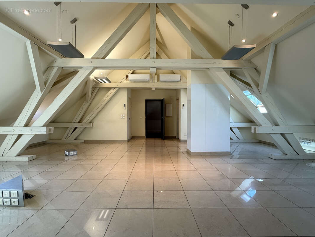 Maison à CHATEL-SAINT-GERMAIN
