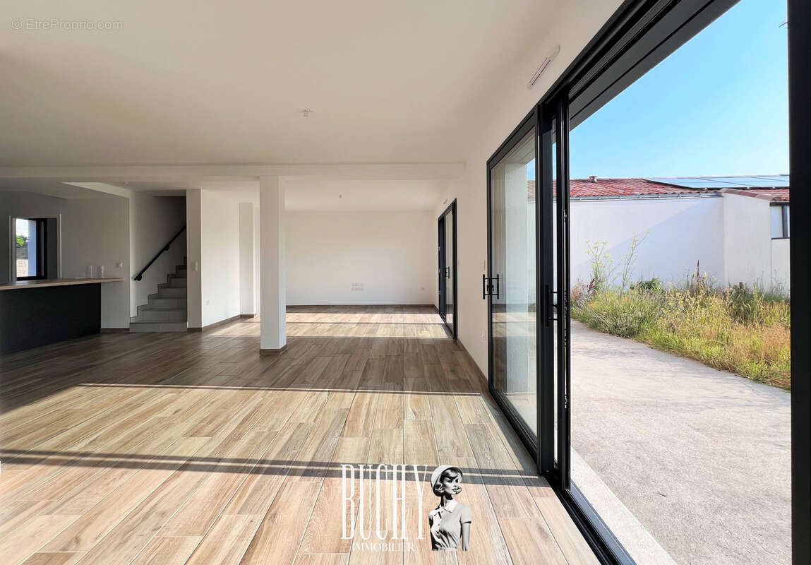 LA CHAUME - Maison T4 récente 128 m2 avec garage et vue sur les Marais. - photo 5