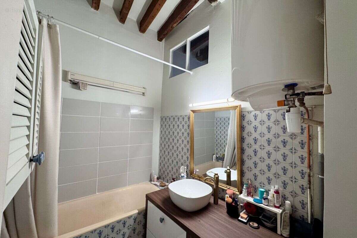 Appartement à PARIS-11E