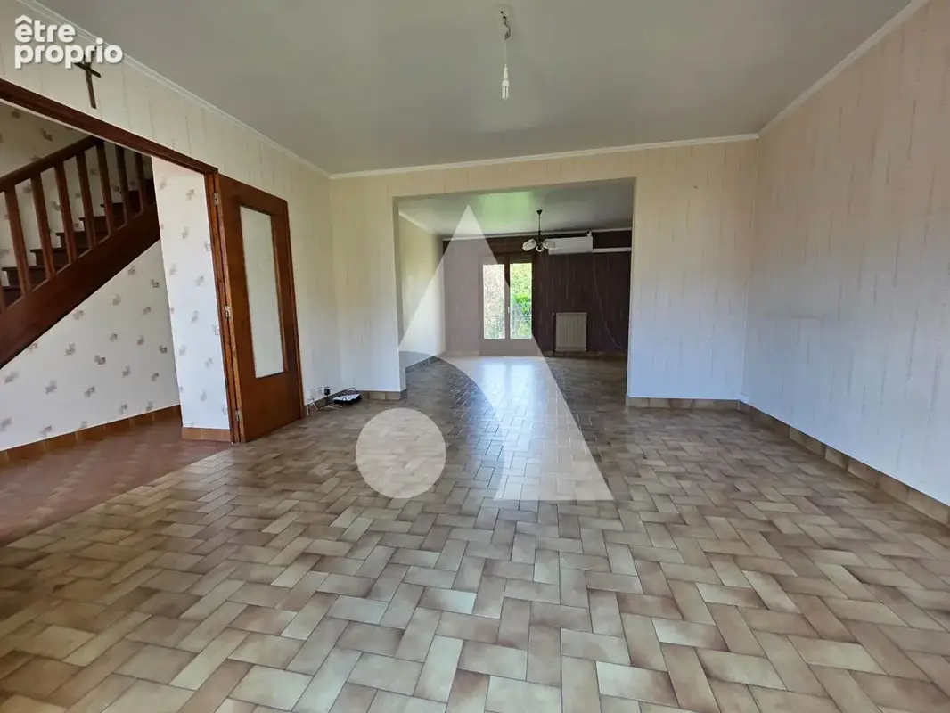 Charentonneau, Belle maison 7 pièces de 125 m2 - photo 3