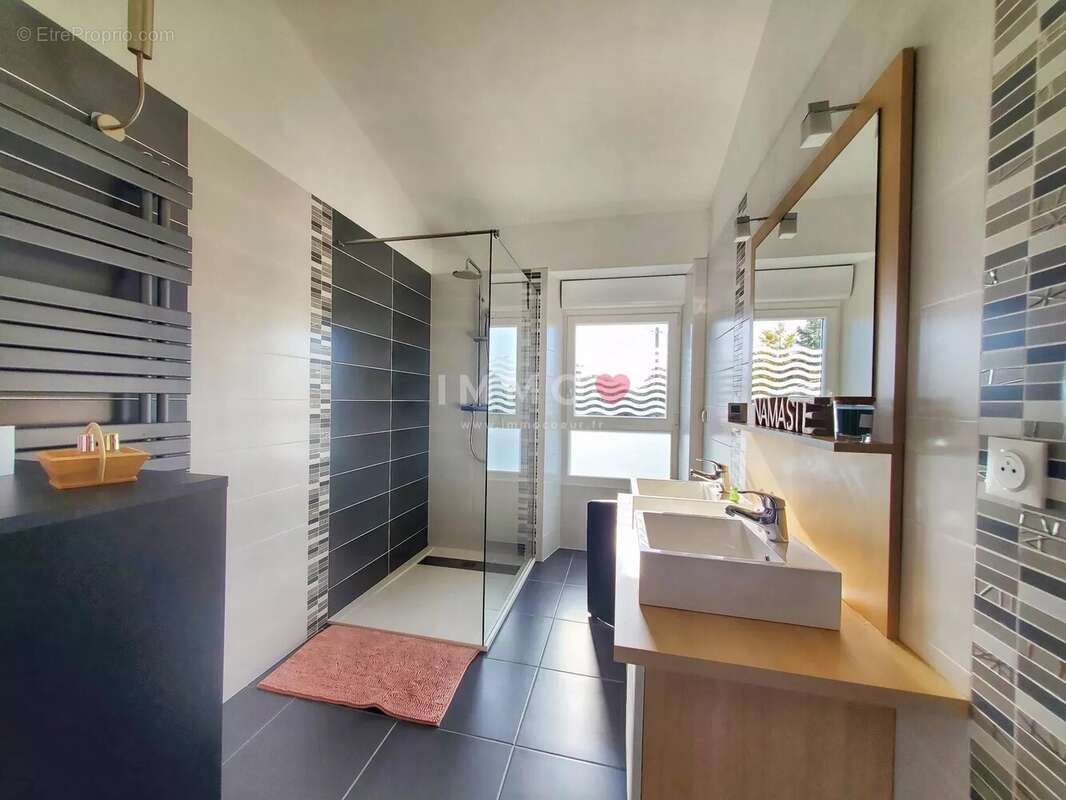 Maison 160m² 4 chambres à Aigrefeuille d'Aunis - photo 7