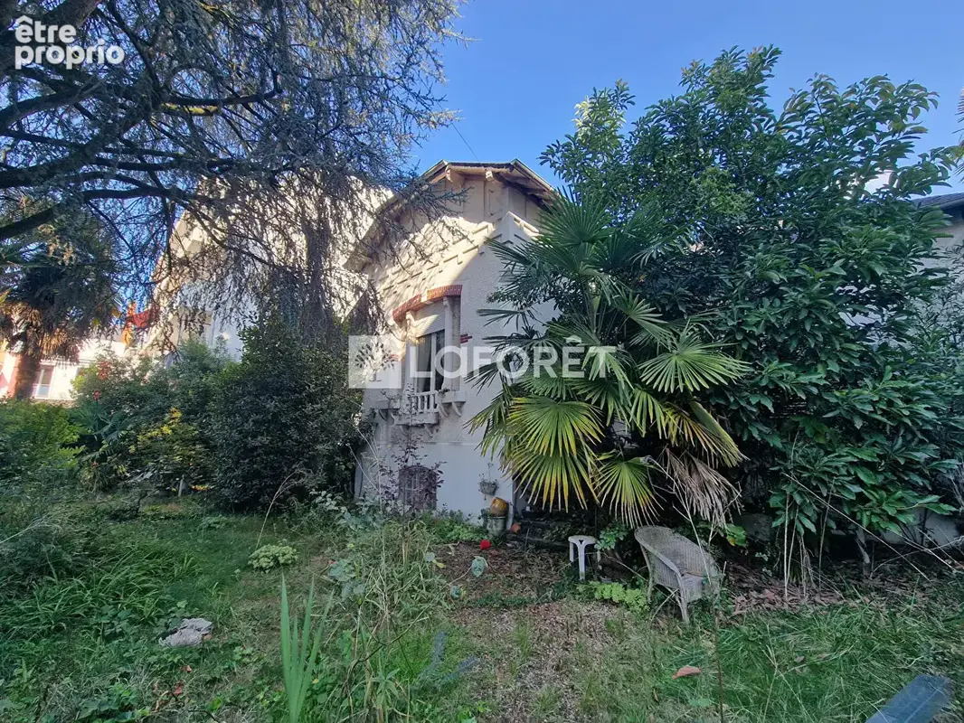 Maison Pau 4 pièce(s) 90 m2 + sous-sol 5 pièces A RENOVER - photo 1