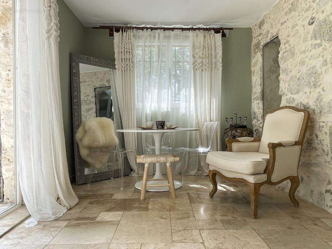 Maison à SEMPESSERRE