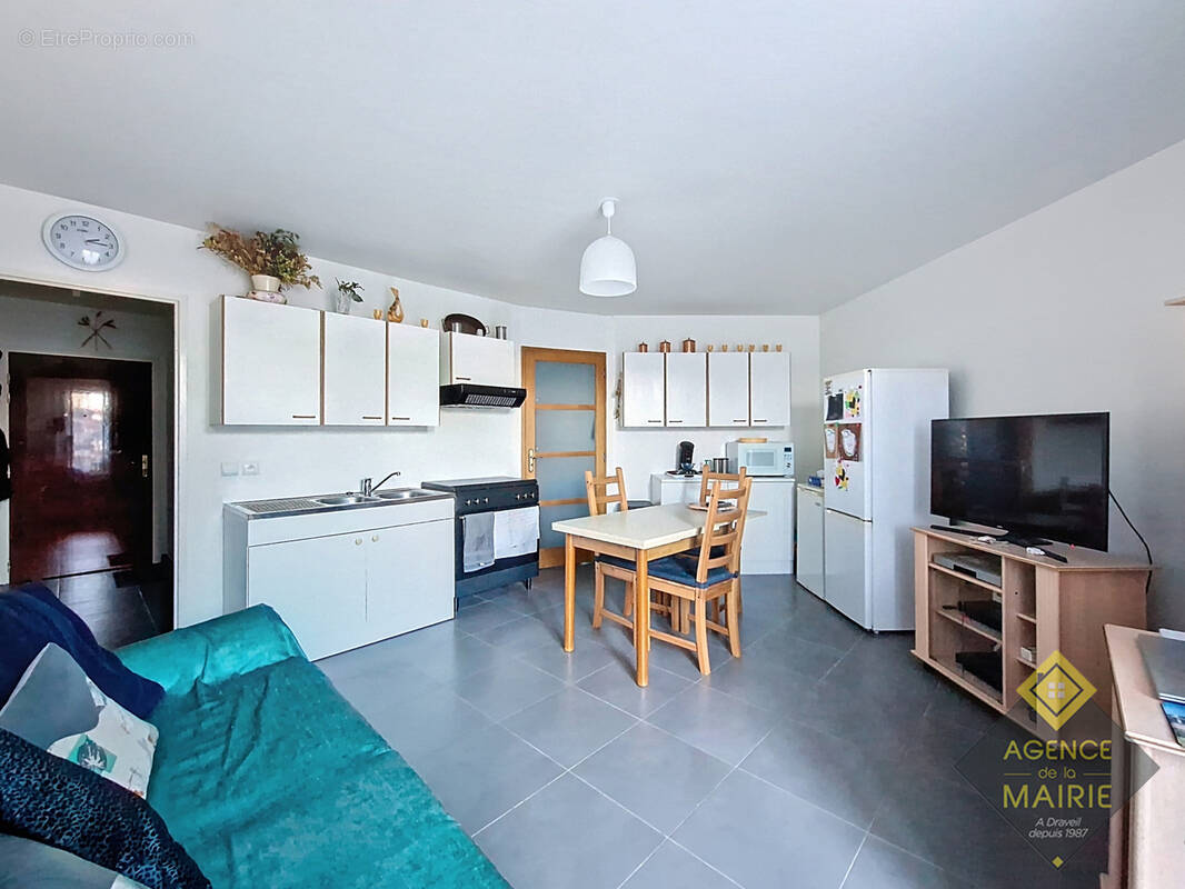 Appartement à VIGNEUX-SUR-SEINE