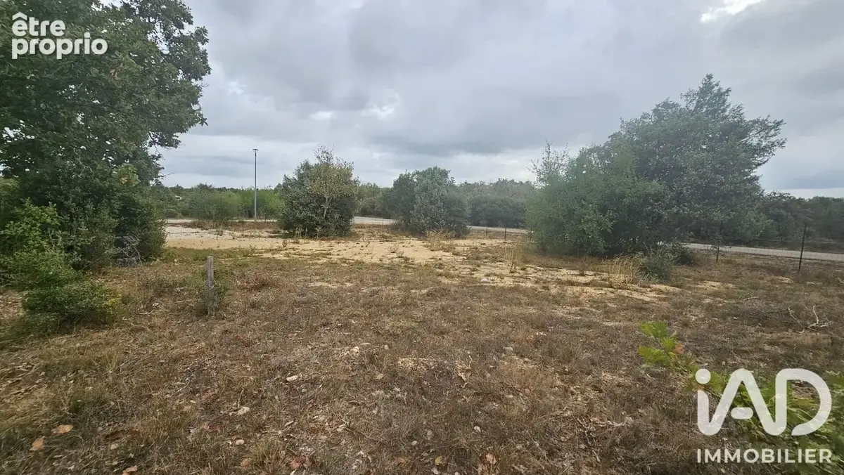 Photo 1 - Terrain à MEJANNES-LE-CLAP