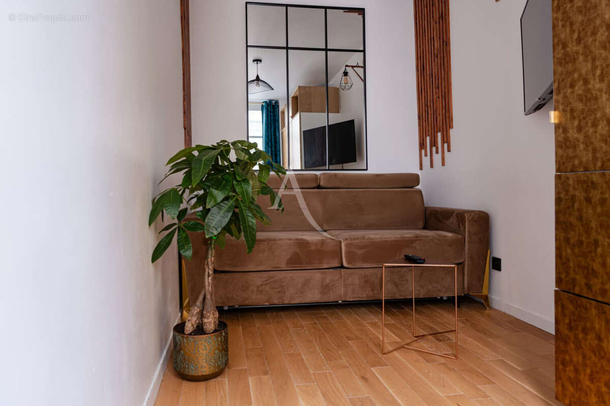 Appartement à PARIS-9E