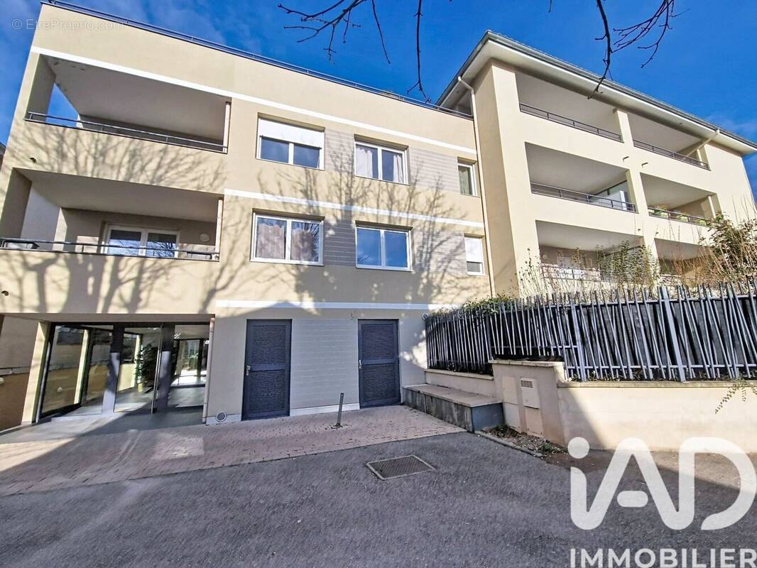 Photo 1 - Appartement à SAINT-PRIEST