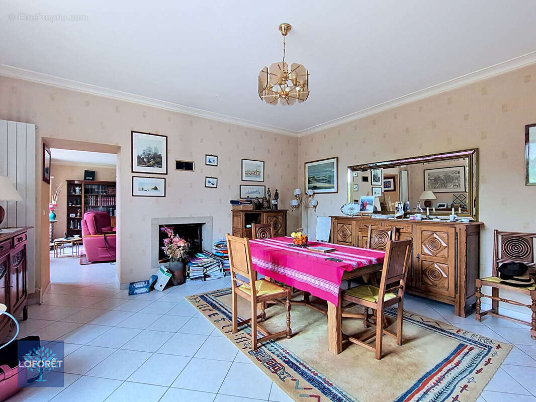 Maison à SAINT-MARC-LE-BLANC