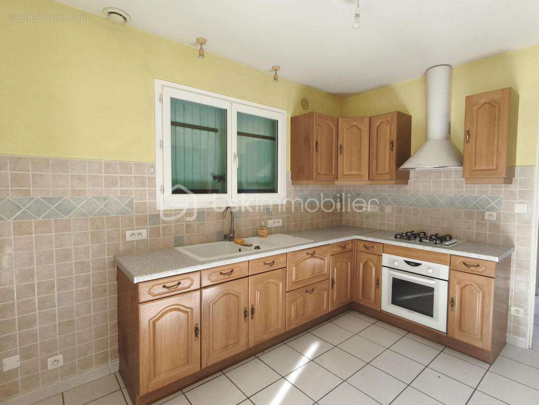 Maison à MONTPON-MENESTEROL