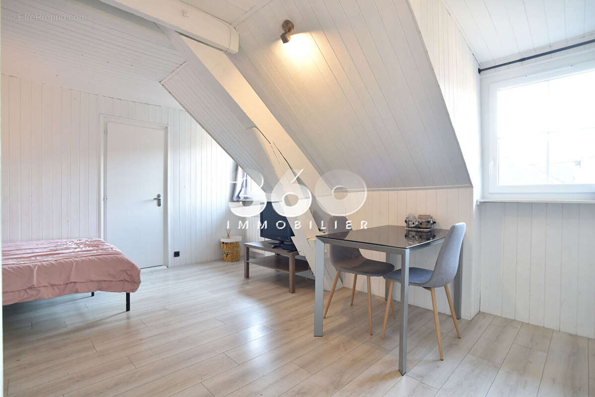 Appartement à AIX-LES-BAINS