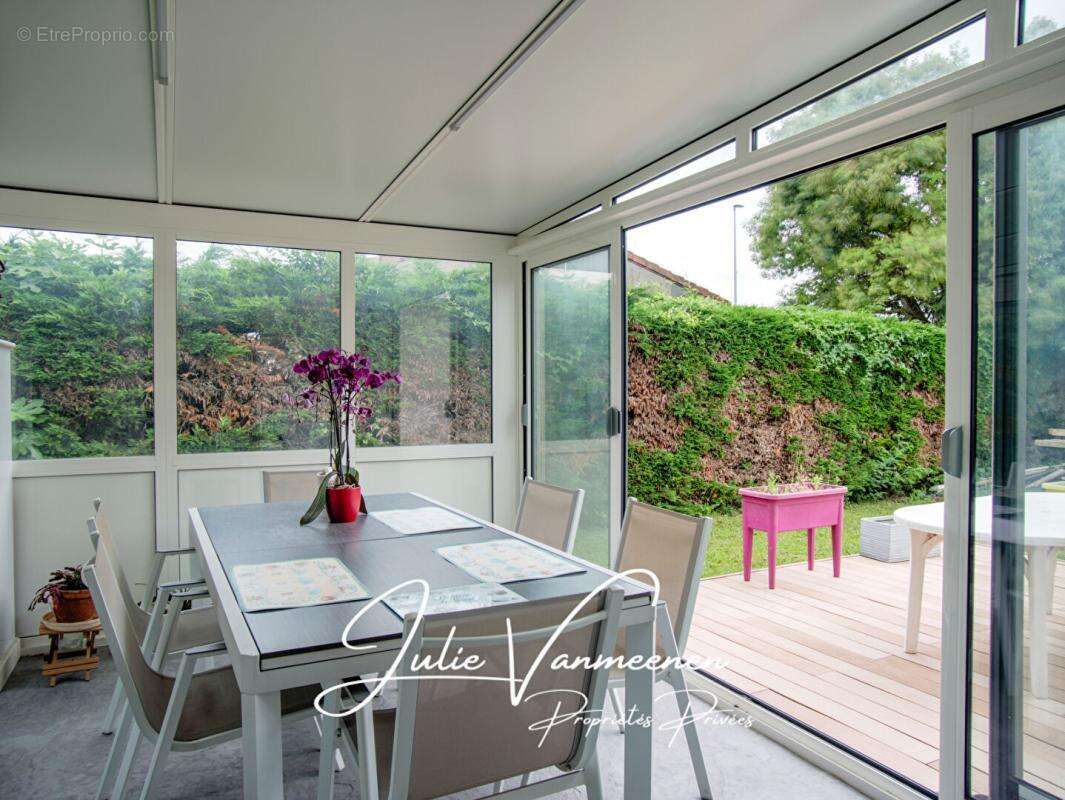 La Salvetat-Saint-Gilles (31880) - Maison T5 de plain-pied - 3 chambres - Véranda - Garage - Terrain 644 m2 - photo 6