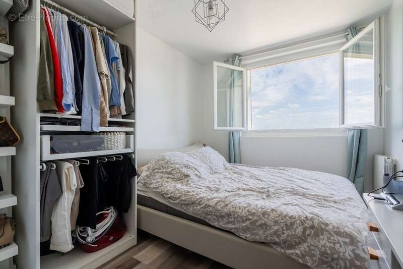 Appartement à LE PERREUX-SUR-MARNE