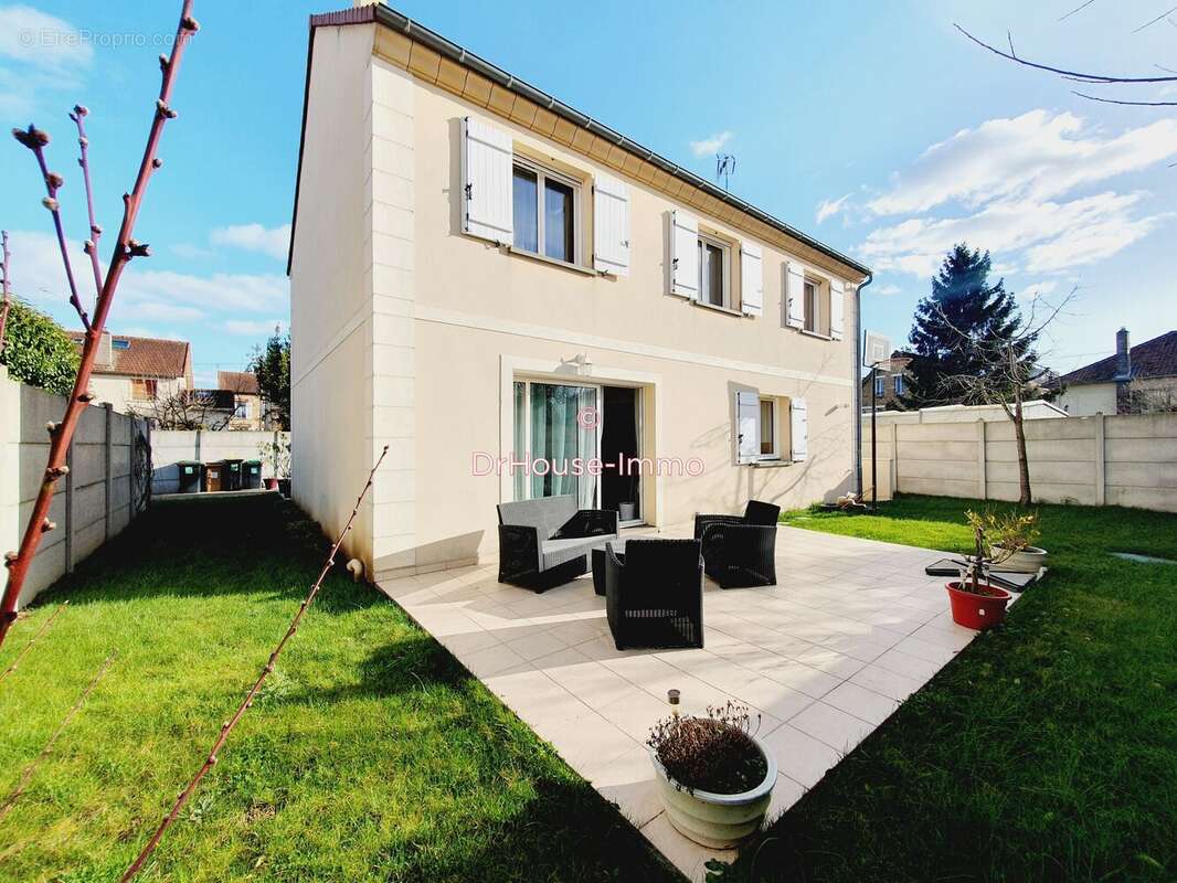 Maison à FRANCONVILLE